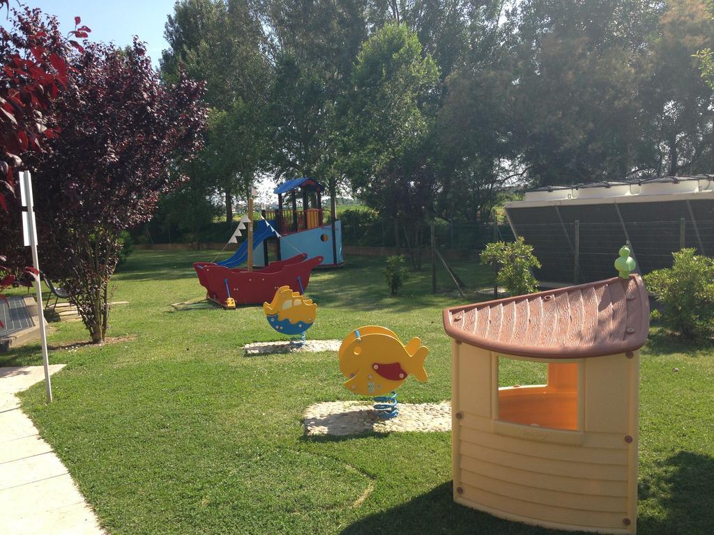 Villaggio Sant'Andrea Caorle Esterno foto